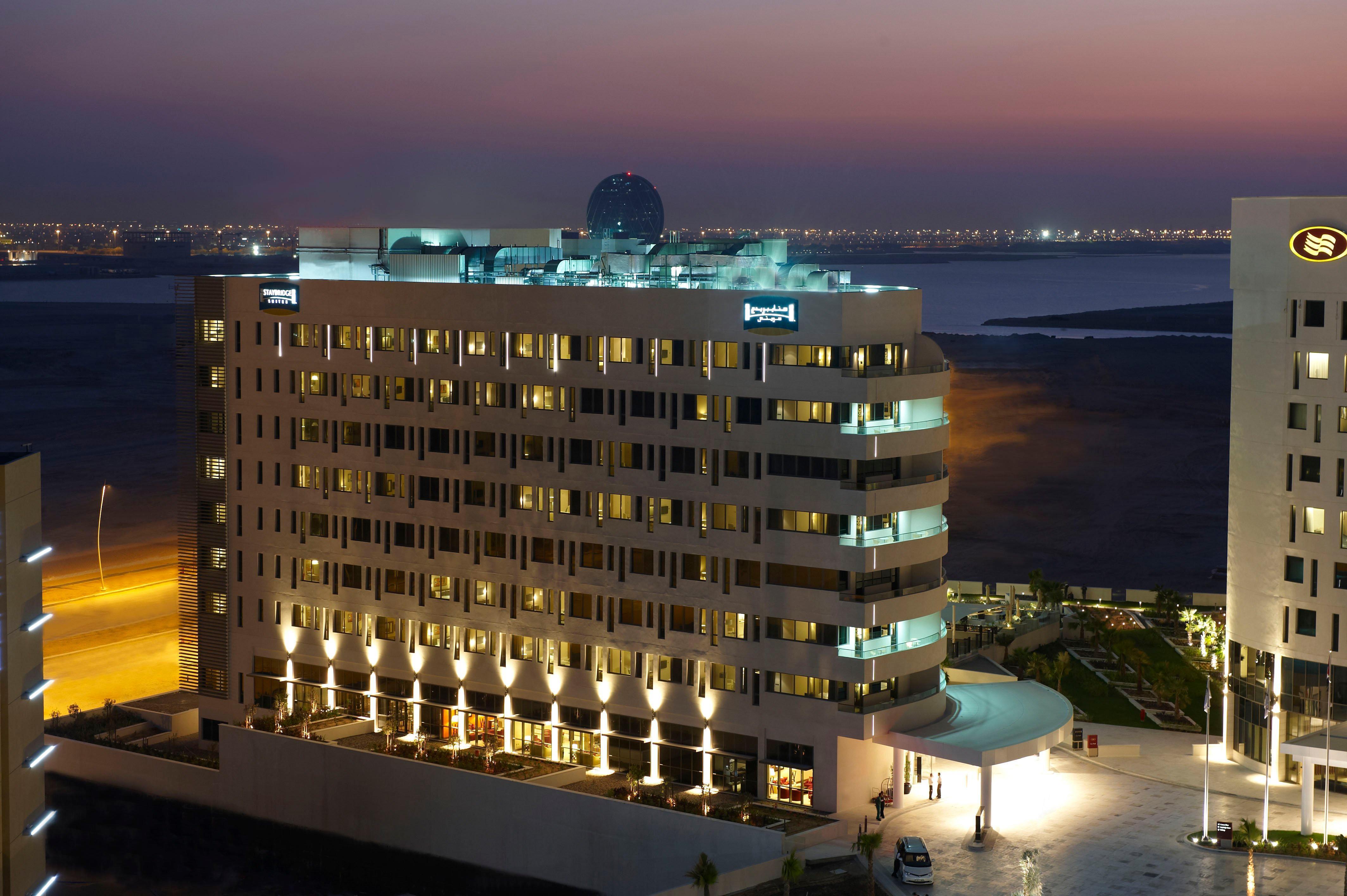 Staybridge Suites Yas Island Abu Dhabi, An Ihg Hotel Exterior photo