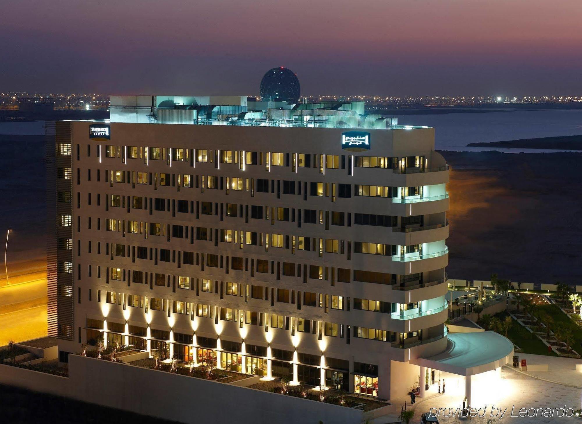 Staybridge Suites Yas Island Abu Dhabi, An Ihg Hotel Exterior photo